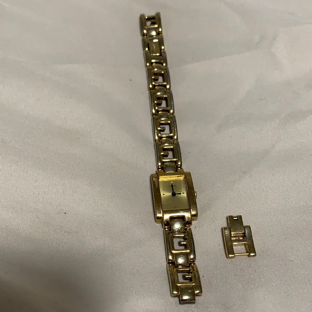 Guess Watch Gold